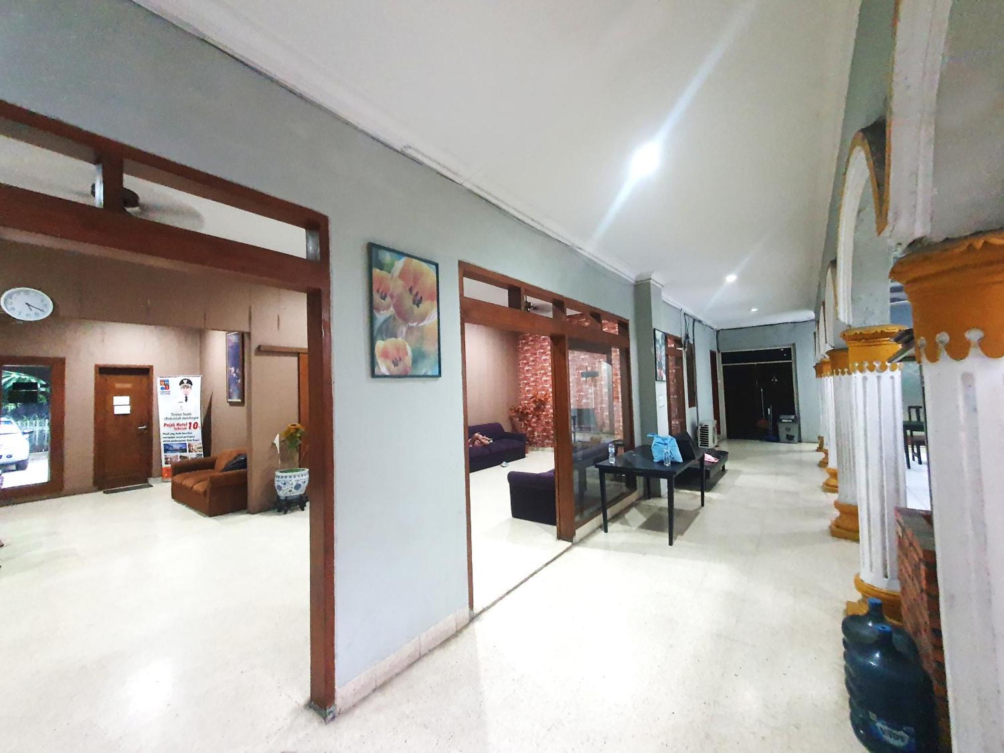 Ruang Tidur At Dpalma Bogor Hotel Екстериор снимка
